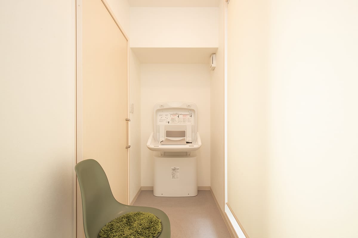 おむつ交換台